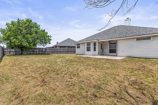 526 Armstrong DR, Belton, TX 76513