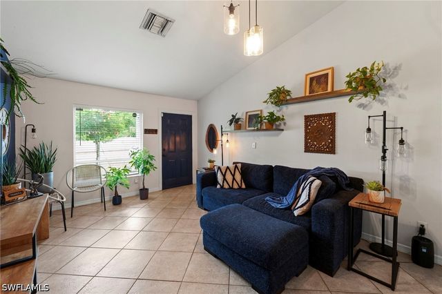 5063 17th AVE SW, Naples, FL 34116