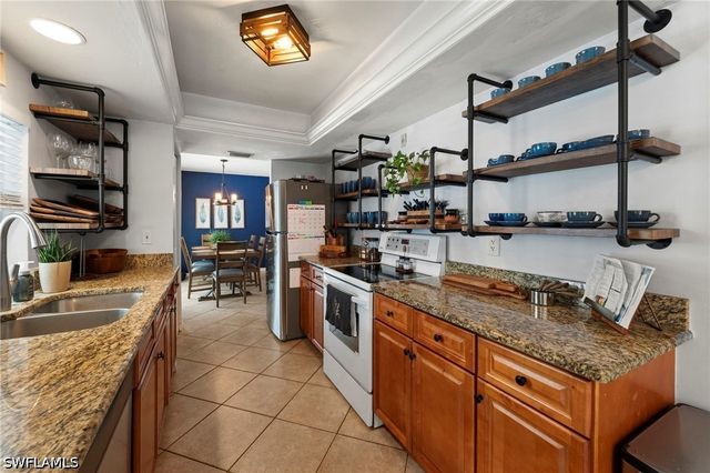 5063 17th AVE SW, Naples, FL 34116