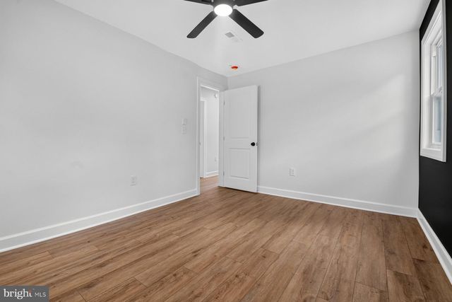 27 GLENWOOD AVE, Baltimore, MD 21228