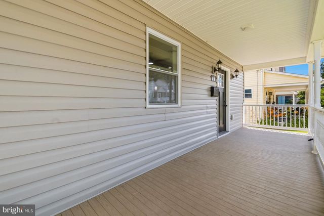 27 GLENWOOD AVE, Baltimore, MD 21228