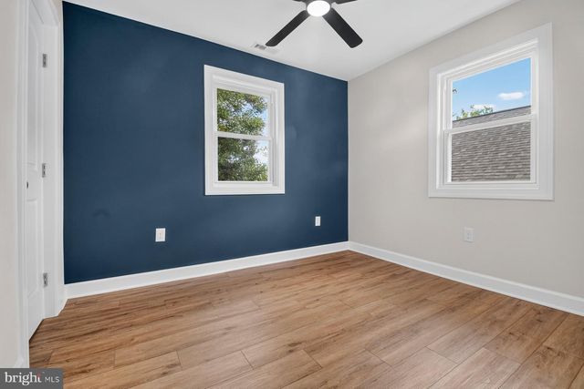 27 GLENWOOD AVE, Baltimore, MD 21228