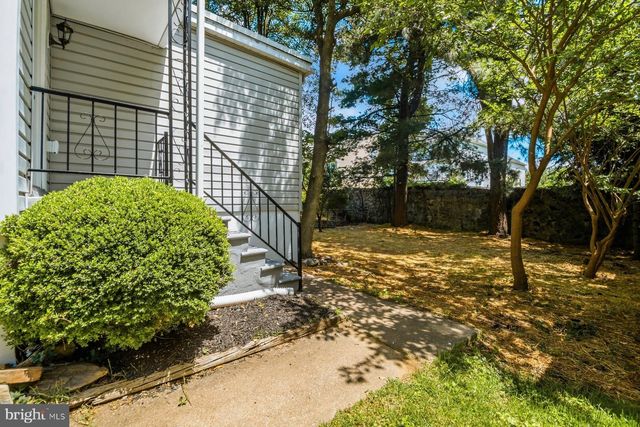 27 GLENWOOD AVE, Baltimore, MD 21228