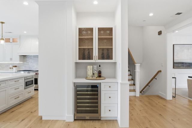 2896 Hillside Drive, Burlingame, CA 94010