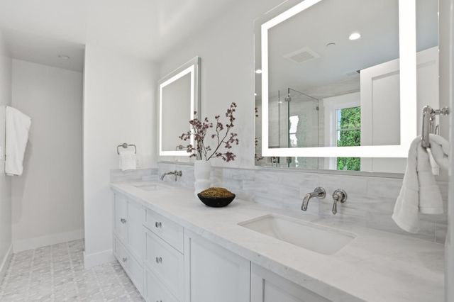 2896 Hillside Drive, Burlingame, CA 94010