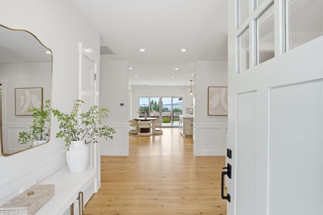 2896 Hillside Drive, Burlingame, CA 94010