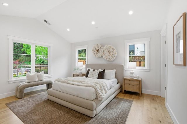 2896 Hillside Drive, Burlingame, CA 94010