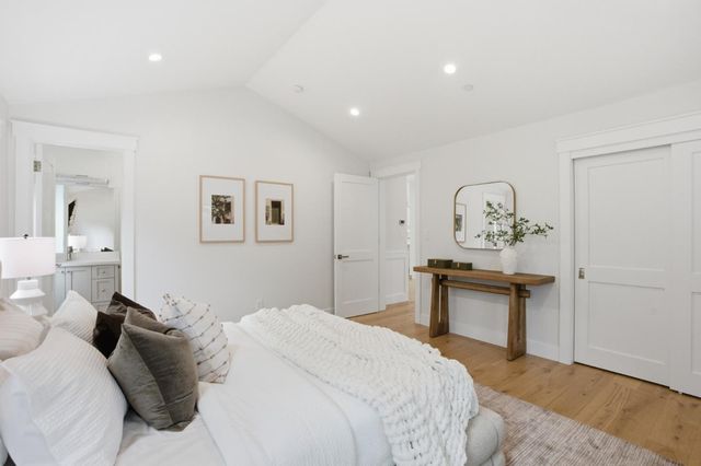2896 Hillside Drive, Burlingame, CA 94010