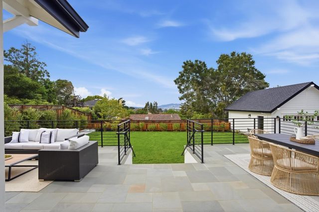2896 Hillside Drive, Burlingame, CA 94010