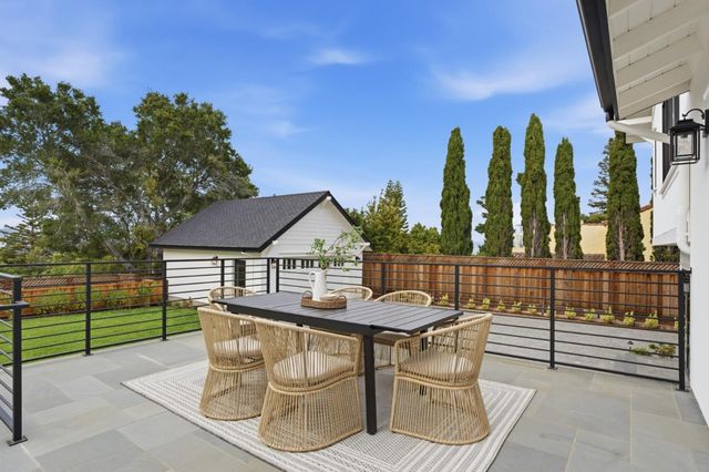 2896 Hillside Drive, Burlingame, CA 94010
