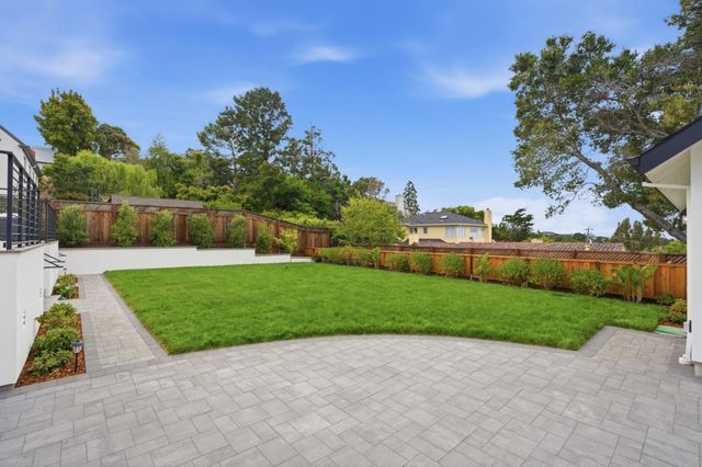 2896 Hillside Drive, Burlingame, CA 94010
