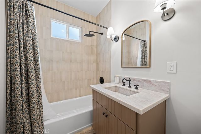 1826 E 2nd, Long Beach, CA 90802