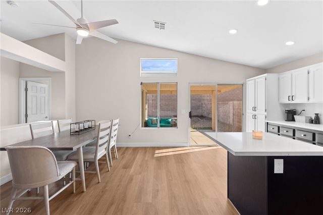 2415 Worchester Road, Henderson, NV 89074