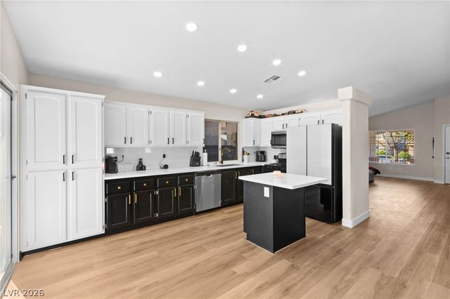 2415 Worchester Road, Henderson, NV 89074