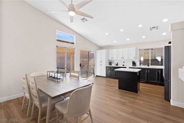 2415 Worchester Road, Henderson, NV 89074