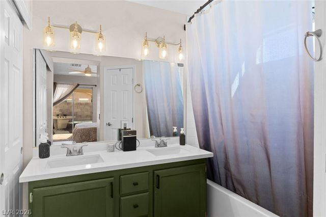 2415 Worchester Road, Henderson, NV 89074