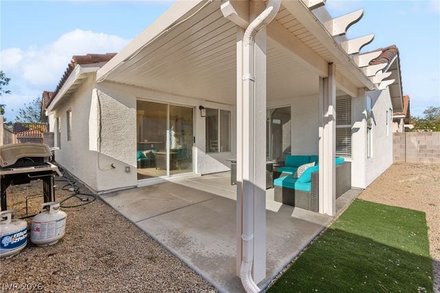 2415 Worchester Road, Henderson, NV 89074