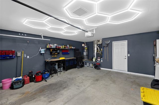 2415 Worchester Road, Henderson, NV 89074