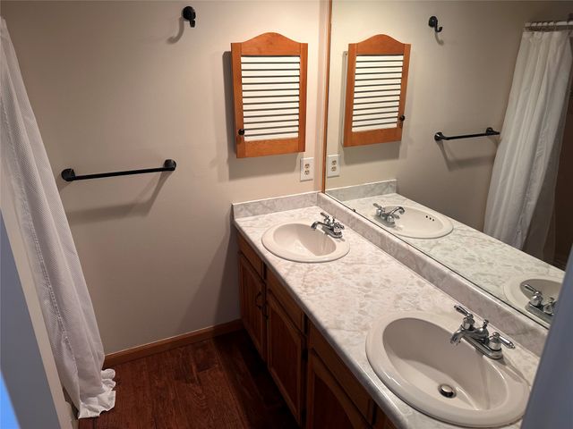 3651 BELLAIRE Drive, Erie, PA 16506