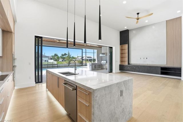 4122 27th PL, Cape Coral, FL 33914