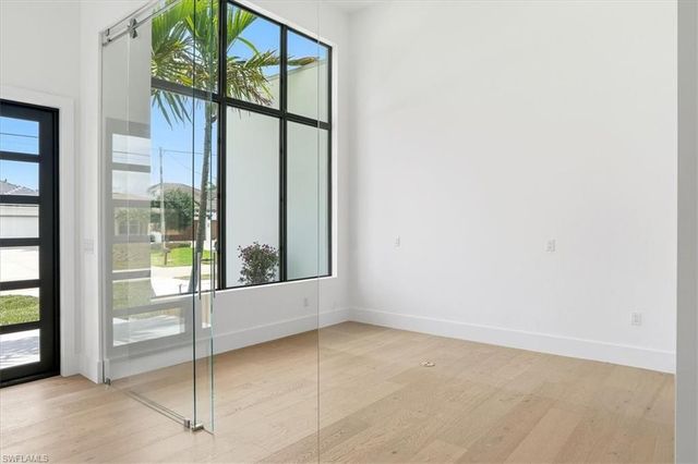 4122 27th PL, Cape Coral, FL 33914