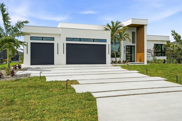 4122 27th PL, Cape Coral, FL 33914