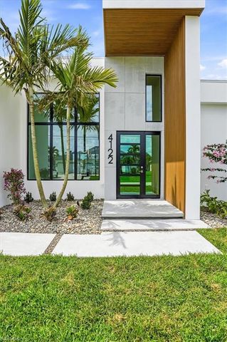 4122 27th PL, Cape Coral, FL 33914