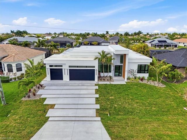 4122 27th PL, Cape Coral, FL 33914