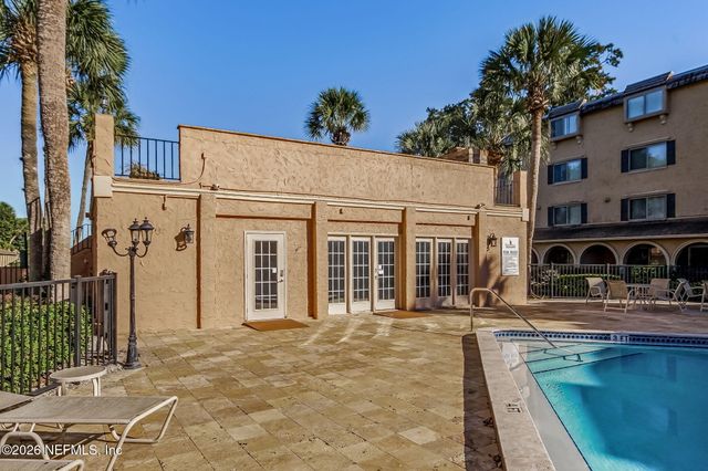 5375 ORTEGA FARMS Boulevard 805, Jacksonville, FL 32210