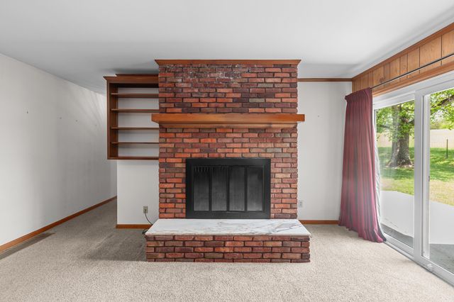 6888 Midway Road, Midway, KY 40347