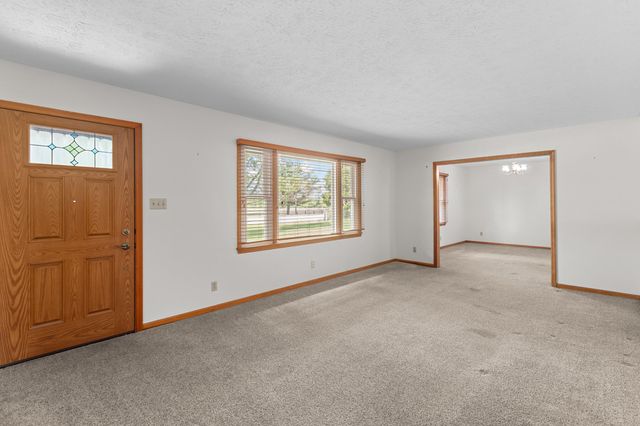 6888 Midway Road, Midway, KY 40347
