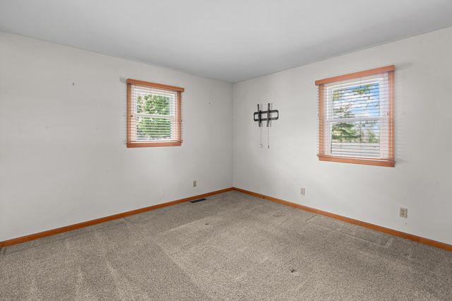 6888 Midway Road, Midway, KY 40347