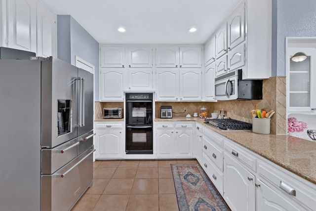 5005 River Ridge Road, Arlington, TX 76017