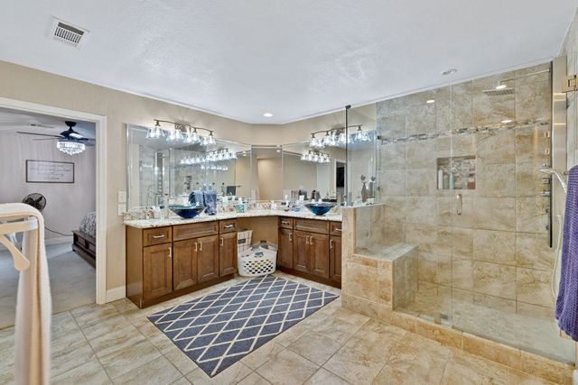 5005 River Ridge Road, Arlington, TX 76017