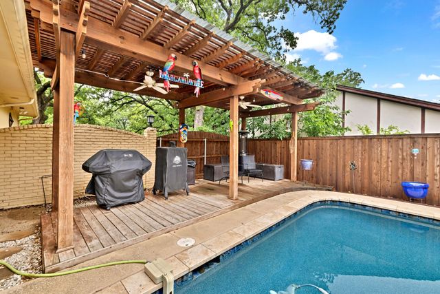 5005 River Ridge Road, Arlington, TX 76017