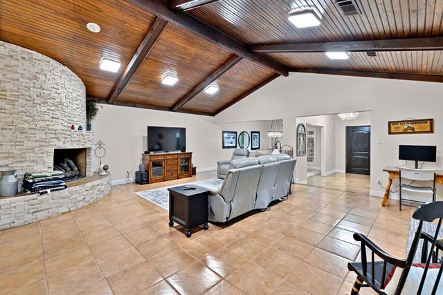 5005 River Ridge Road, Arlington, TX 76017