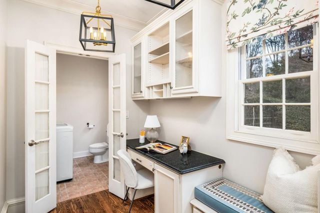 8915 Huntcliff Lake Court, Sandy Springs, GA 30350