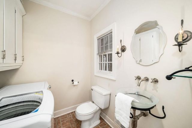 8915 Huntcliff Lake Court, Sandy Springs, GA 30350