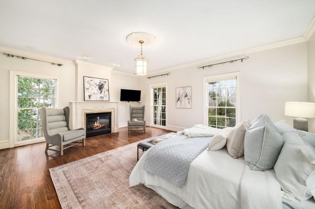 8915 Huntcliff Lake Court, Sandy Springs, GA 30350