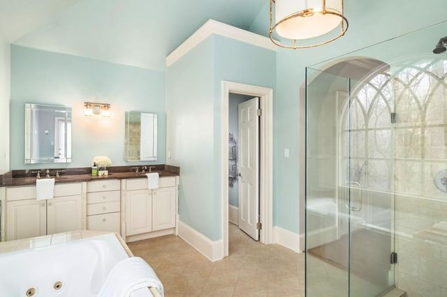 8915 Huntcliff Lake Court, Sandy Springs, GA 30350