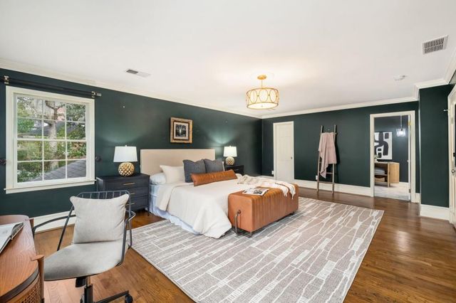 8915 Huntcliff Lake Court, Sandy Springs, GA 30350