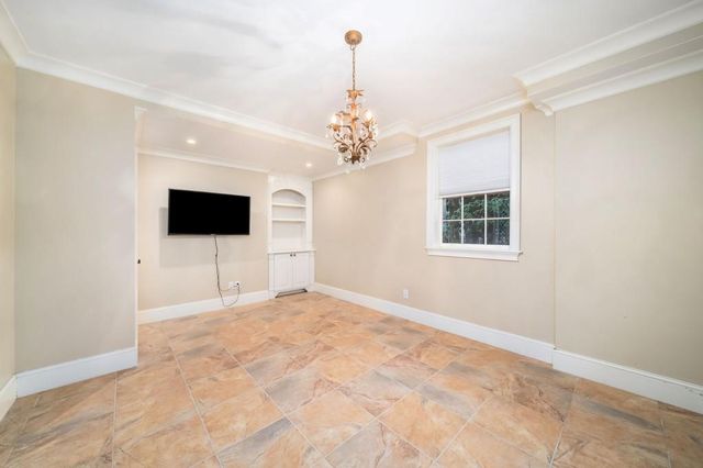 8915 Huntcliff Lake Court, Sandy Springs, GA 30350