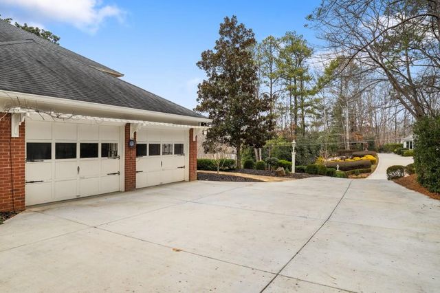 8915 Huntcliff Lake Court, Sandy Springs, GA 30350