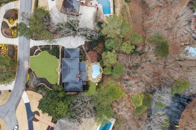 8915 Huntcliff Lake Court, Sandy Springs, GA 30350