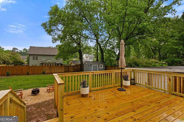 1045 Dell Avenue SE, Smyrna, GA 30080