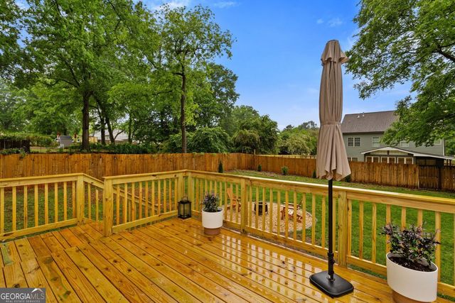 1045 Dell Avenue SE, Smyrna, GA 30080
