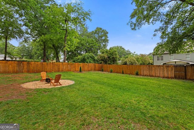 1045 Dell Avenue SE, Smyrna, GA 30080