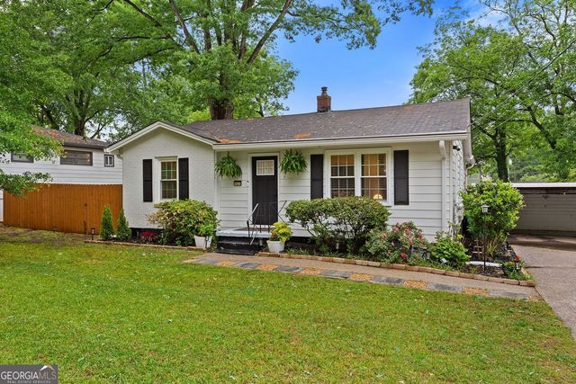 1045 Dell Avenue SE, Smyrna, GA 30080