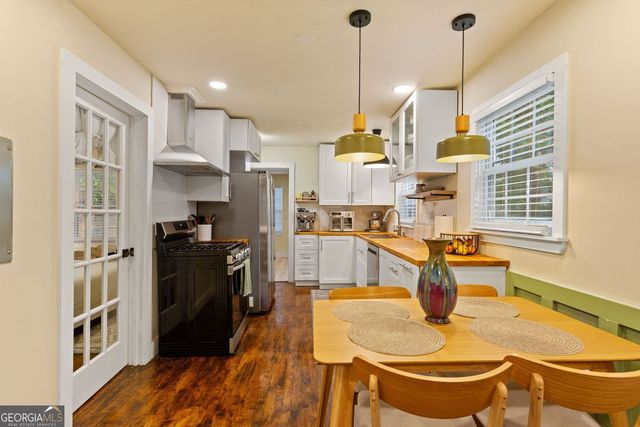 1045 Dell Avenue SE, Smyrna, GA 30080