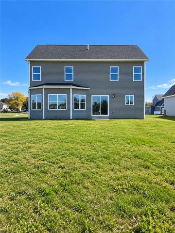 23 Royal Aberdeen Lane, Henrietta, NY 14586